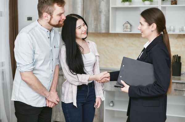 Découvrez comment économiser avec une agence immobilière low cost